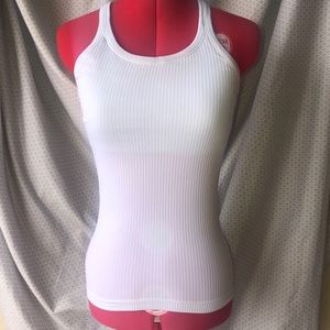 🦋🦋 LULULEMON TANK 🦋🦋